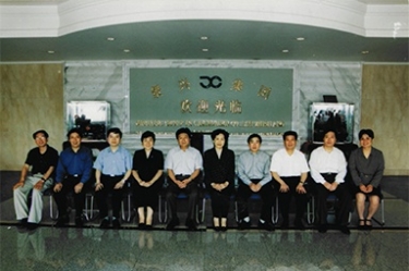 2001年6月1日，時任副省長葉榮寶等領(lǐng)導(dǎo)來公司檢查指導(dǎo)“三個代表”學(xué)教活動